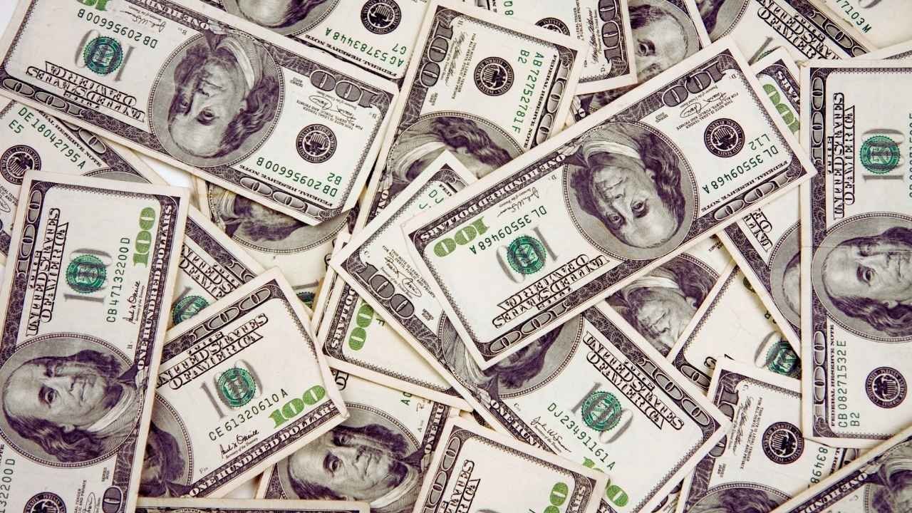 Read more about the article January 2026 IRS $2,000 Tariff Rebate Claims Explained: What’s Verified, What’s Missing, and How Payments Would Work